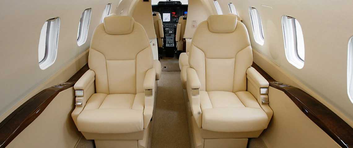 PIAGGIO P180 AVANTI II_Hongkong Jet